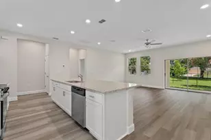 5779 N Cranberry Blvd, North Port, FL 34286 - Photo 19