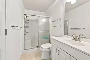 304 Kelsey Way, Sun City Center, FL 33573 - Photo 17
