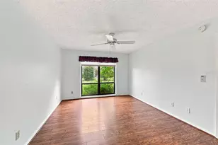 304 Kelsey Way, Sun City Center, FL 33573 - Photo 13