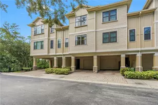 9715 Bay Grove Ln, Tampa, FL 33615 - Photo 3