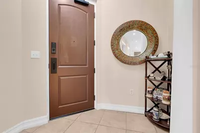 13941 Clubhouse Drive #215, Tampa, FL 33618 - Photo 7