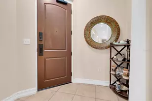 13941 Clubhouse Dr, Tampa, FL 33618 - Photo 7