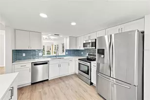 700 Starkey Rd, Largo, FL 33771 - Photo 3