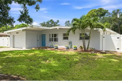 11610 116th Street, Seminole, FL 33778 - Photo 1