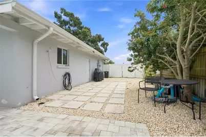 11610 116th Street, Seminole, FL 33778 - Photo 29