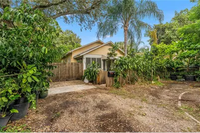 3923 Haines Road N, Saint Petersburg, FL 33703 - Photo 3