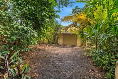 3923 Haines Road N, Saint Petersburg, FL 33703 - Photo 11