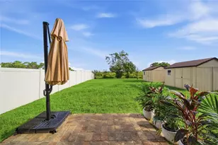 10019 Geese Trail Cir, Sun City Center, FL 33573 - Photo 11