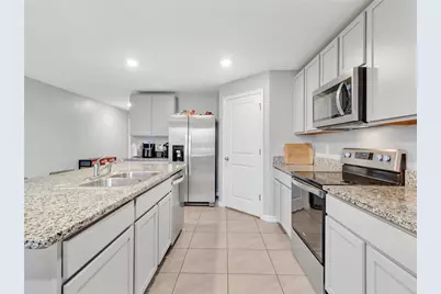 16636 Windmill Forge Pass, Wimauma, FL 33598 - Photo 17