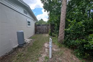 8723 N 27th St, Tampa, FL 33604 - Photo 7