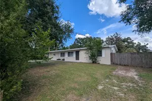 8723 N 27th St, Tampa, FL 33604 - Photo 3
