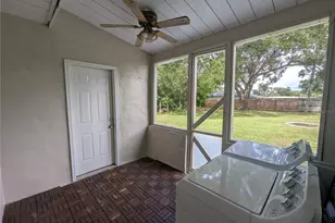 8723 N 27th St, Tampa, FL 33604 - Photo 29