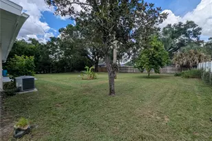 8723 N 27th St, Tampa, FL 33604 - Photo 9