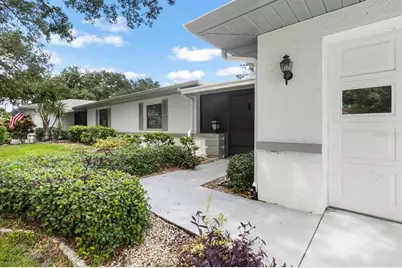 1613 Laughton Place, Sun City Center, FL 33573 - Photo 5
