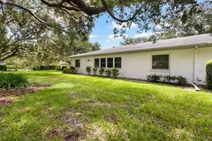 1613 Laughton Pl, Sun City Center, FL 33573 - Photo 33
