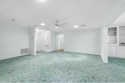 1613 Laughton Place, Sun City Center, FL 33573 - Photo 9