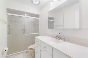 1613 Laughton Pl, Sun City Center, FL 33573 - Photo 29