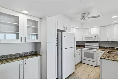 400 Island Way #805, Clearwater, FL 33767 - Photo 11