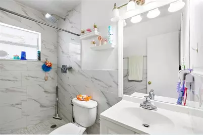 2313 E 111th Ave, Tampa, FL 33612 - Photo 19