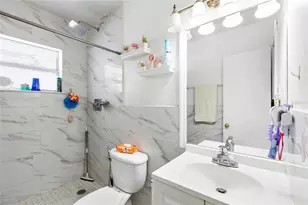 2313 E 111th Ave, Tampa, FL 33612 - Photo 19