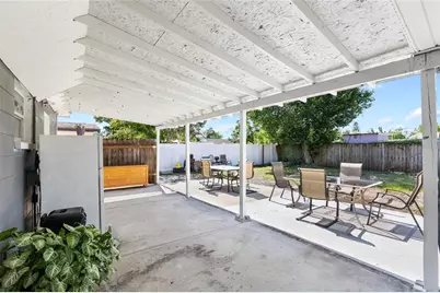 2313 E 111th Ave, Tampa, FL 33612 - Photo 31