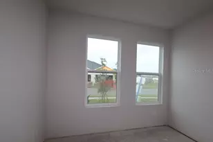 2853 Marrakesh Ln, Sarasota, FL 34234 - Photo 13