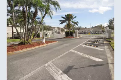 27822 Pleasure Ride Loop, Wesley Chapel, FL 33544 - Photo 49