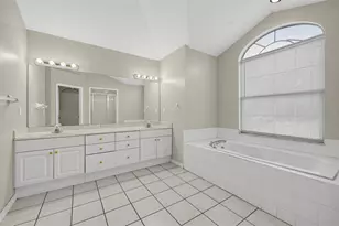 526 NW Savannah Cir, Lake City, FL 32055 - Photo 25