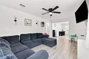 807 E Orchid Ave, Tampa, FL 33612 - Photo 5