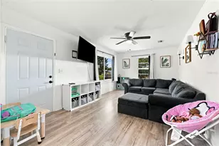 807 E Orchid Ave, Tampa, FL 33612 - Photo 7