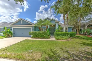 5847 Heronrise Crescent Dr, Lithia, FL 33547 - Photo 1