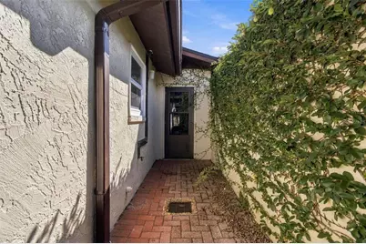 5041 Paloma Drive, Tampa, FL 33624 - Photo 73