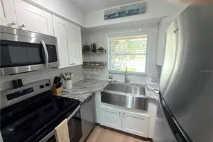 439 S Paula Dr, Dunedin, FL 34698 - Photo 5