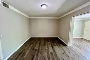 2000 World Pkwy Blvd, Clearwater, FL 33763 - Photo 19