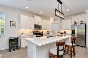 10577 Banyan Breeze Blvd, Land O Lakes, FL 34638 - Photo 9