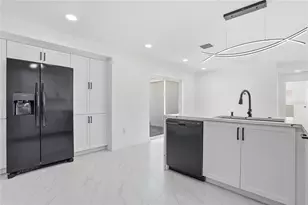 8011 Fountain Ave, Tampa, FL 33615 - Photo 19