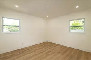 9805 N 54th St, Temple Terrace, FL 33617 - Photo 31
