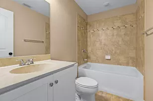 2916 Royal Tuscan Ln, Valrico, FL 33594 - Photo 25