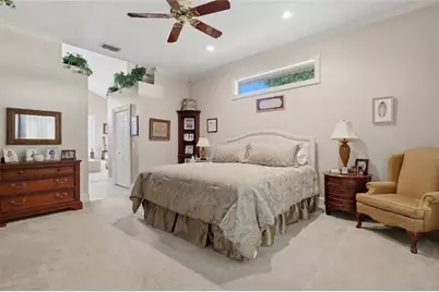5649 Beech Street, Zephyrhills, FL 33542 - Photo 17