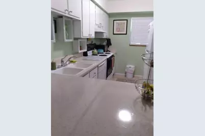 2117 Lakewood Club Drive S #O, Saint Petersburg, FL 33712 - Photo 5