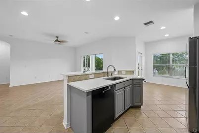 1810 Mira Lago Circle, Ruskin, FL 33570 - Photo 13