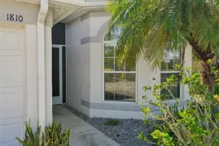 1810 Mira Lago Cir, Ruskin, FL 33570 - Photo 3