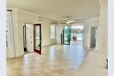 5532 Sunset Falls Drive, Apollo Beach, FL 33572 - Photo 7