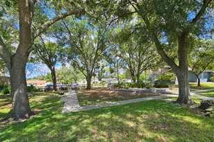 7610 W Powhatan Ave, Tampa, FL 33615 - Photo 13