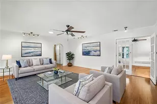 1010 45th St N, Saint Petersburg, FL 33713 - Photo 3