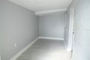 4928 Eldorado Dr, Tampa, FL 33615 - Photo 15