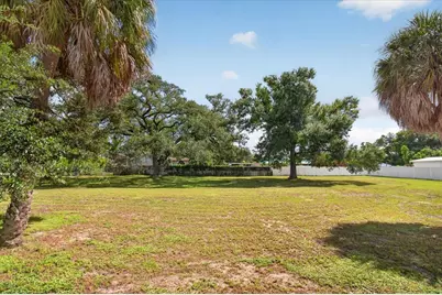 5311 E Columbus Drive, Tampa, FL 33619 - Photo 13
