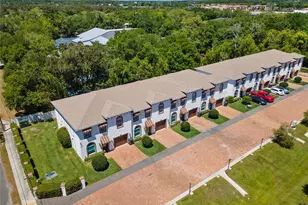 8702-8708 Kenyon View Ct, Tampa, FL 33614 - Photo 1