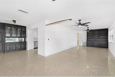 2723 Lynnhurst Street, Sarasota, FL 34239 - Photo 9