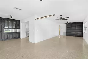 2723 Lynnhurst St, Sarasota, FL 34239 - Photo 9